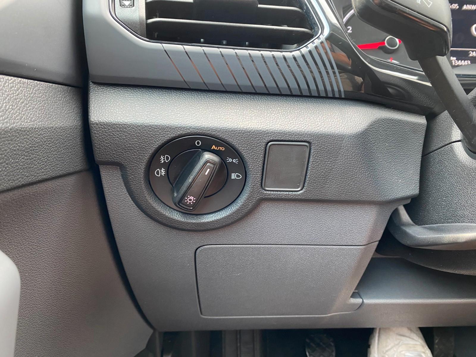 Volkswagen T-Cross 1.0 TSI Life ACC LED Navi Carplay