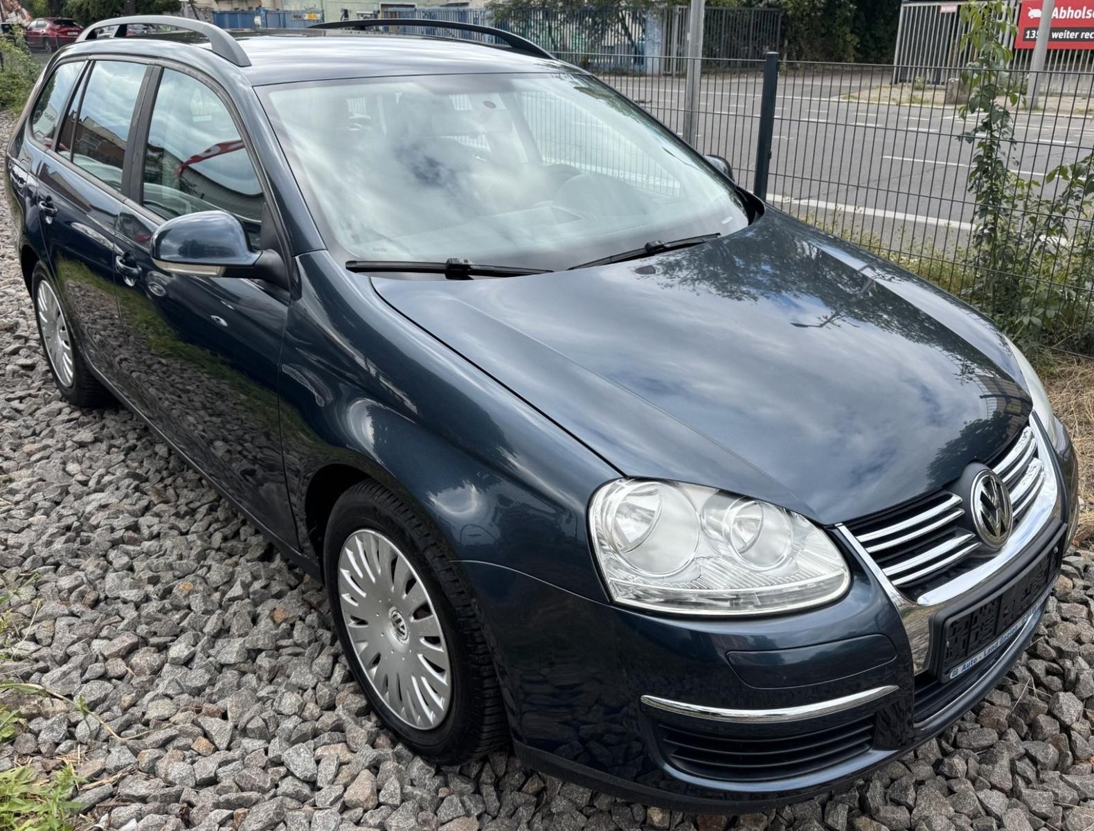 Volkswagen Golf V 1,6 Variant Trendline TÜV Neu
