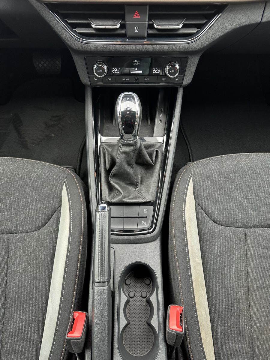 Fahrzeugabbildung SKODA Scala 1.5 TSI DSG Style LED+ACC+KAMERA+SHZ+CARPL