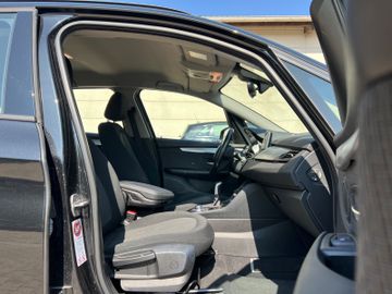 BMW 218 Active Tourer - 10
