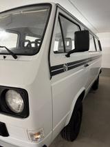 Volkswagen T3 Transporter, JX, Top Zustand, Neu aufgebaut - Volkswagen Oldtimer: Kleinbus