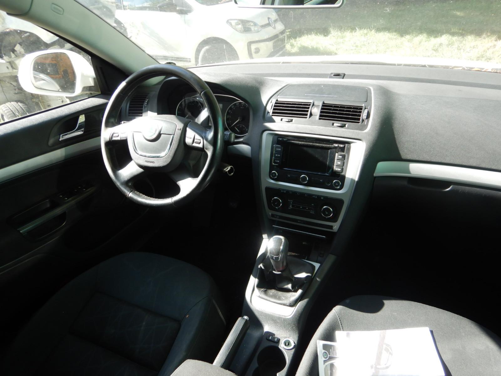 Skoda Octavia 2012 — photo 6