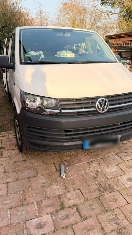 Image of Volkswagen T6 Caravelle