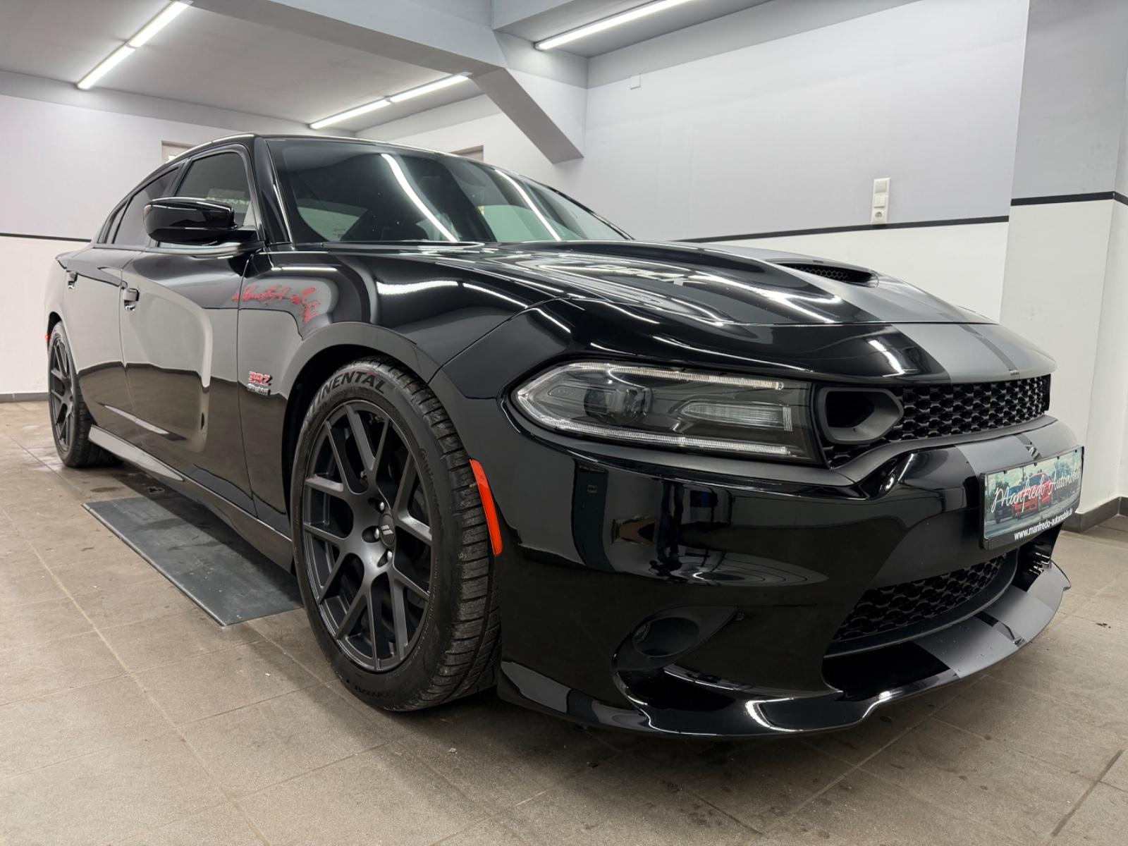 Dodge Charger 6.4 V8 Scat Pack/Alpine/Sitzhz+Lenkr/20"