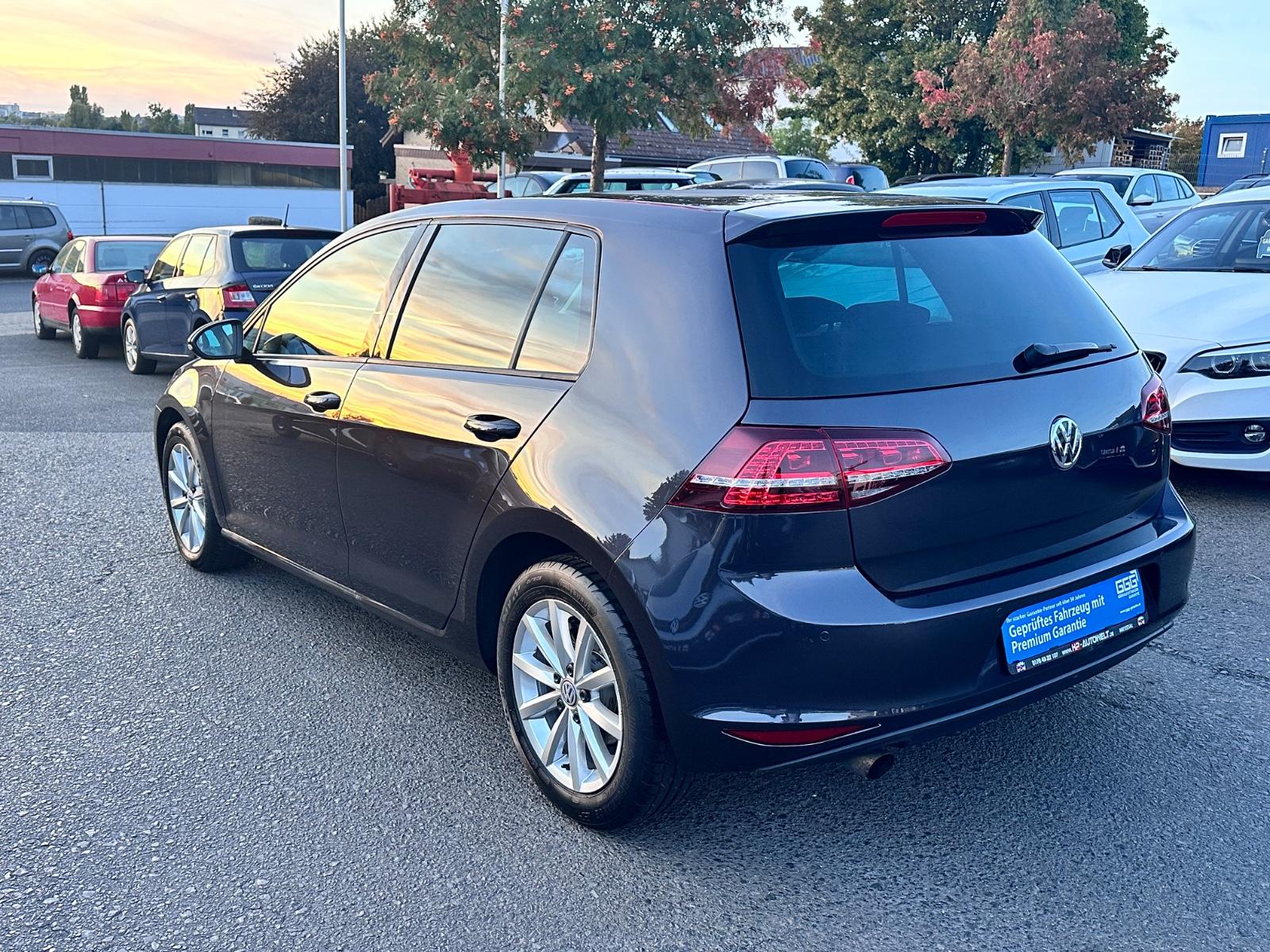 Volkswagen Golf VII Lim. Lounge BMT