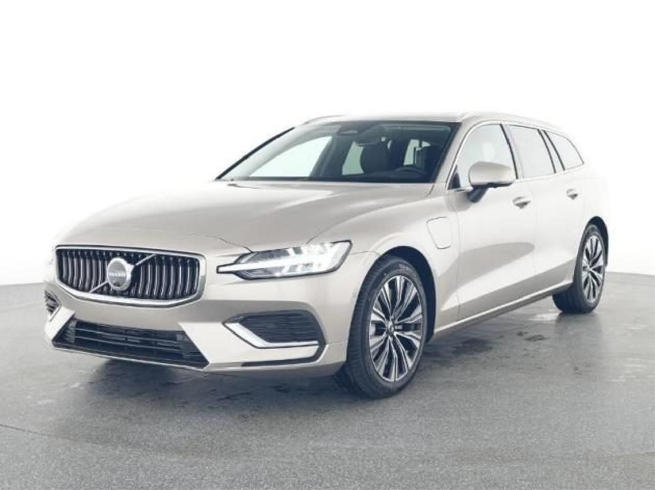 Fahrzeugabbildung Volvo V60 Kombi Plus Bright Recharge Plug-In Hybrid AW