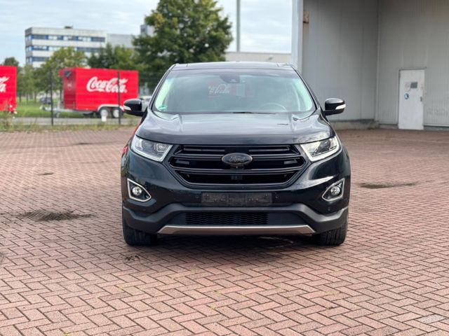 Ford Edge Titanium 4x4 Navi Pano SHZ LHZ AHK LED