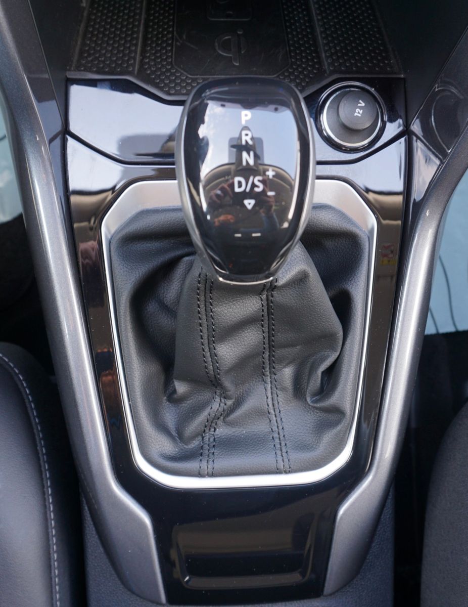 Fahrzeugabbildung Volkswagen T-Roc Style,DSG,Alcantara,LED Plus,Navi,IQ.Light