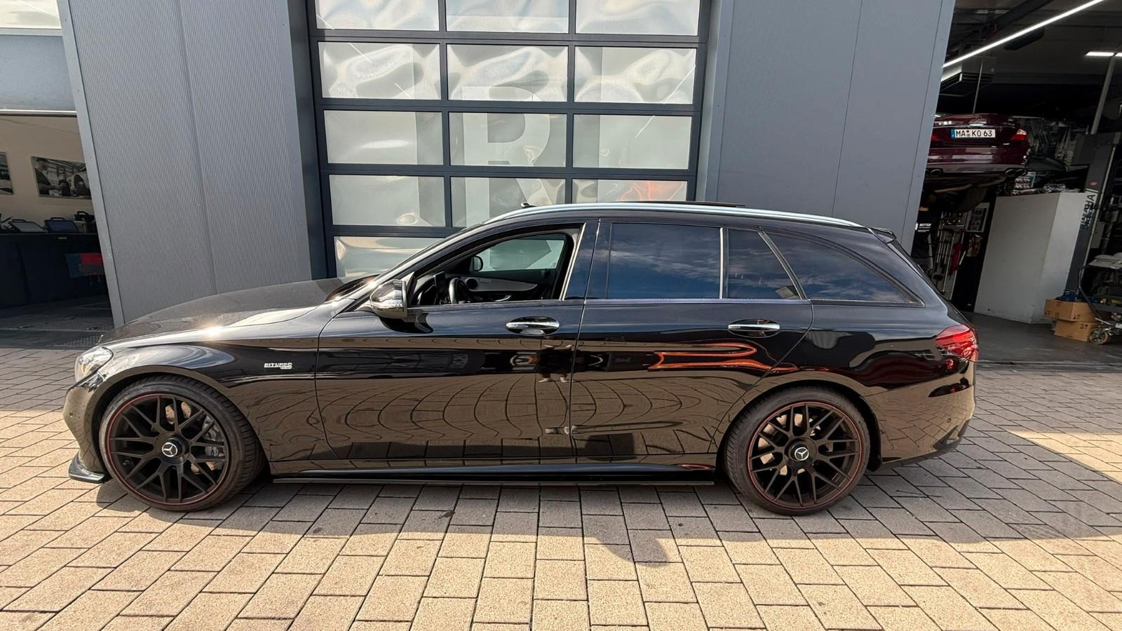 Mercedes-Benz C 43 AMG