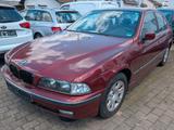BMW 523i