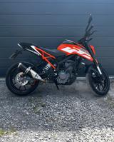 KTM Duke 125 - KTM 125