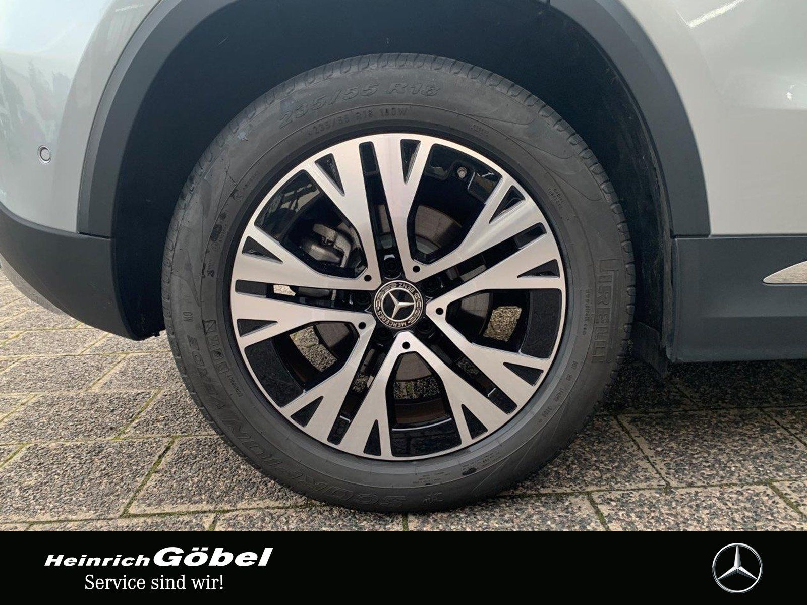 Fahrzeugabbildung Mercedes-Benz GLA 200 Progressive (EURO 6e)