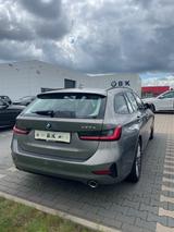 BMW 330E*LASER*Sport*M-Lenkrad*Harman/Kardon*HUD - BMW 330 in Hannover