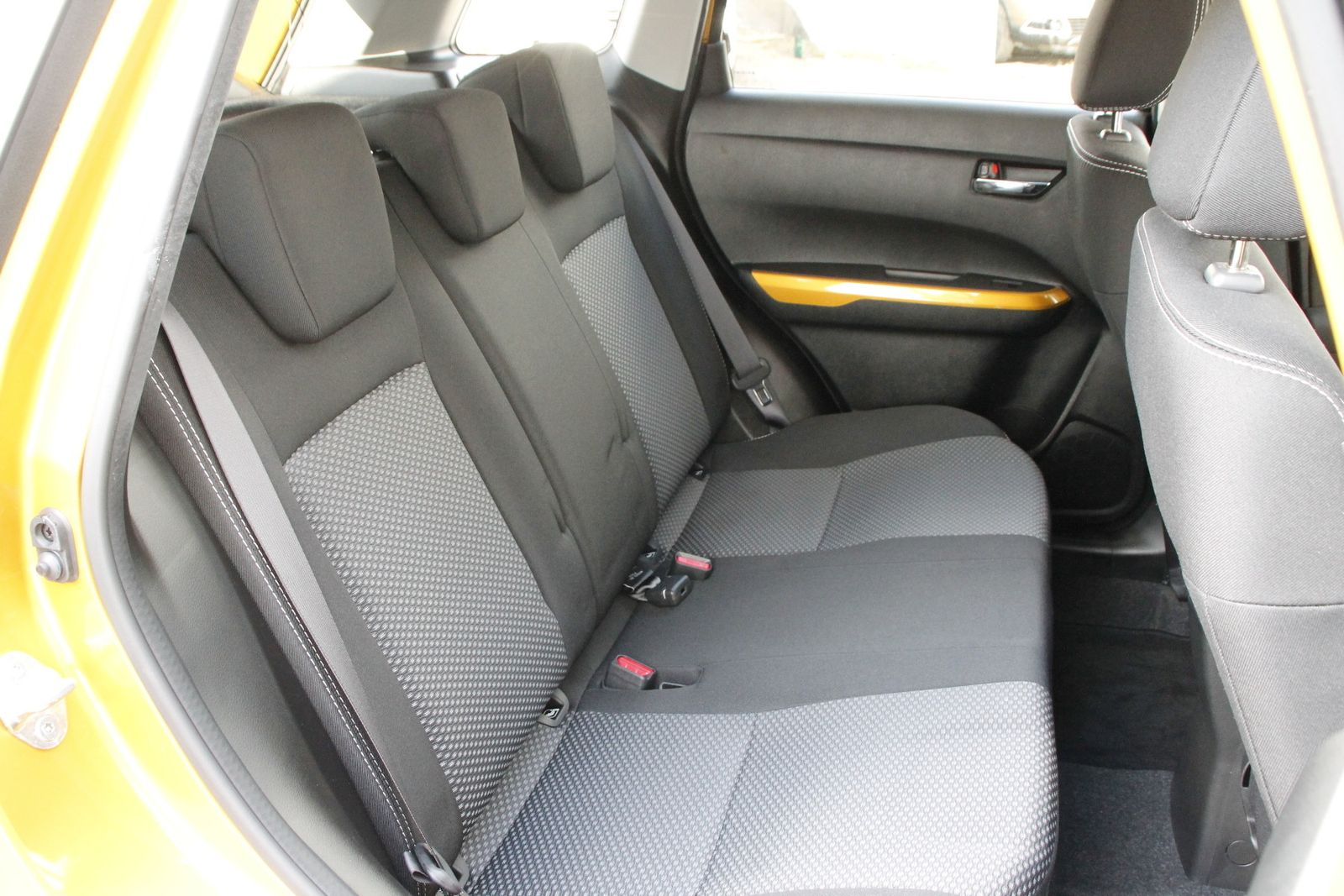 Fahrzeugabbildung Suzuki Vitara 1.0 Comfort