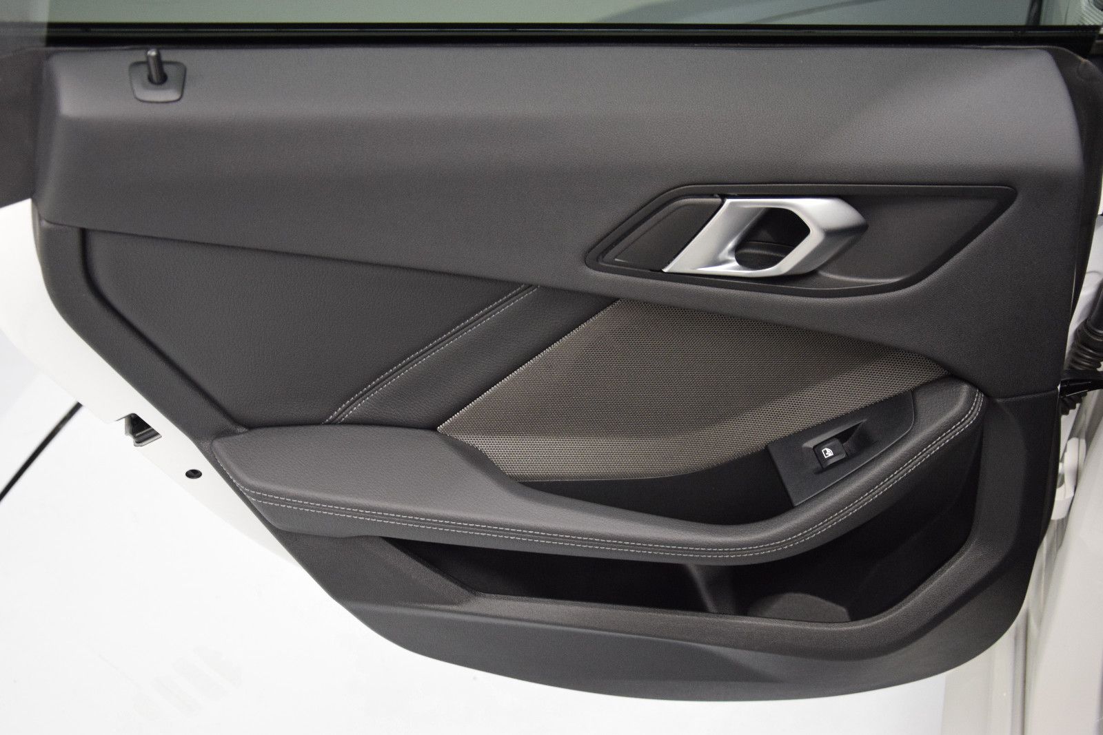 Fahrzeugabbildung BMW 218 i Gran Coupé M Sport H&k Pano HuD Leder ACC