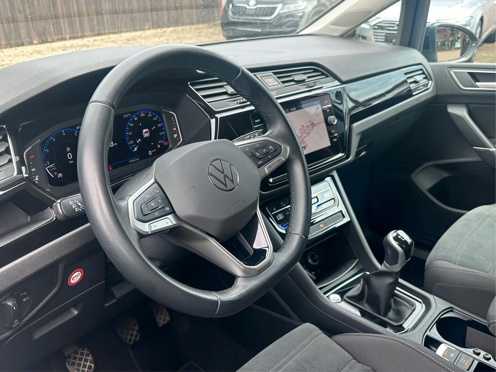 Volkswagen Touran Highline 1,5 TSI/Virtual/Alcantara/AHK, миниатюра 13