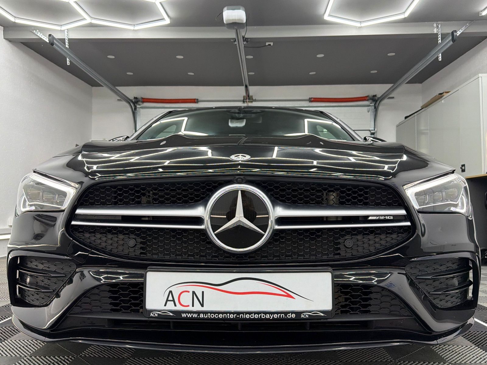 Fahrzeugabbildung Mercedes-Benz CLA 35 AMG SB 4-MATIC/BURMESTER/360*/DISTRONIC+