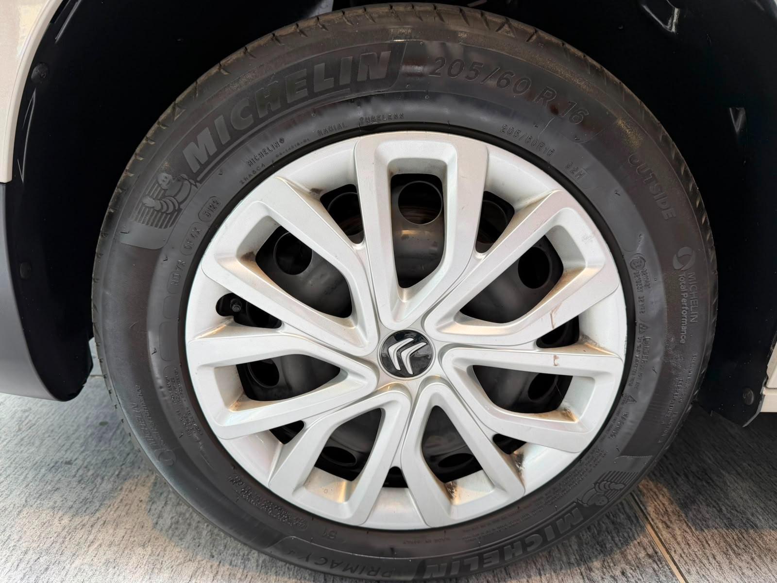 Citroën Berlingo Feel M KLIMA, SITZHEIZUNG, PARKPILOT