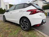 Hyundai i20 1.0 T-GDI 74kW Hybrid Intro TOP - Hyundai i20 Intro mit Benzin-Antrieb