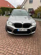 BMW X3 M COMPETITION / VOLL. / LEDER / HUD / PANO. - graue BMW X3 M