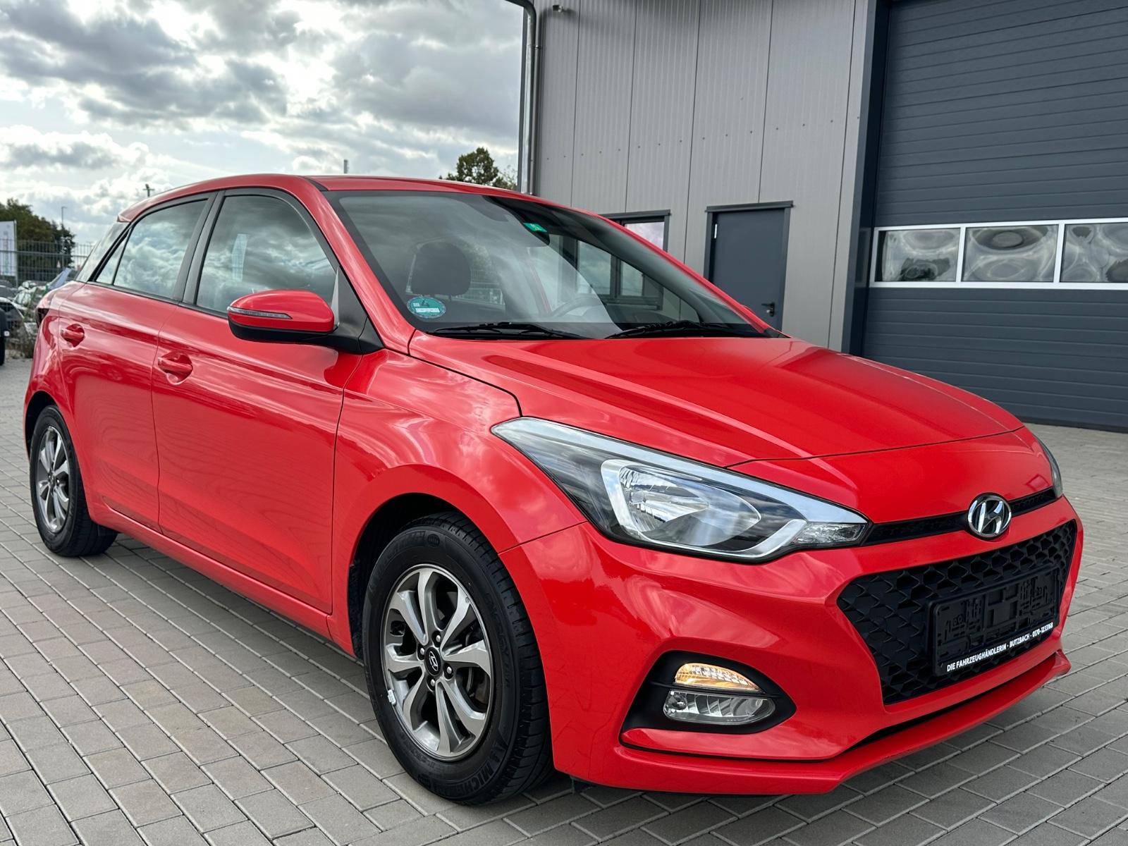 Hyundai i20 Trend *Automatik*Navi*AHK*Kamera