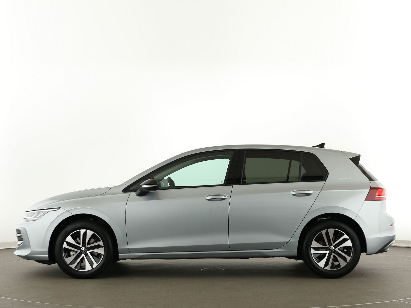 Volkswagen Golf 1.5 l eTSI 150 PS 7-Gang DSG Energy LED AC foto 3