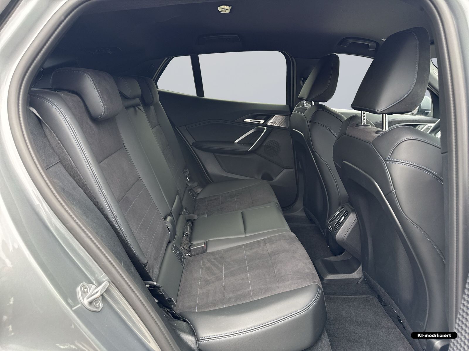BMW iX2 - Bild 10