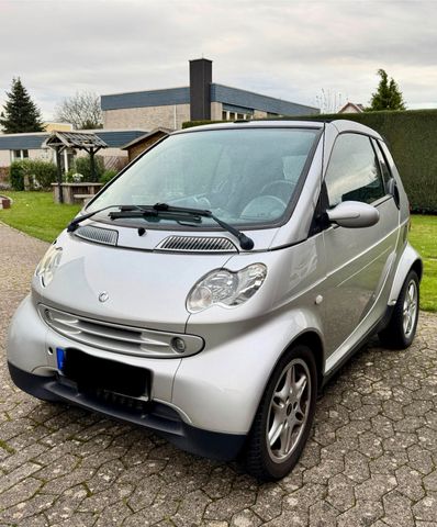 Smart Fortwo Cabrio (Modell 450)  an Bast...