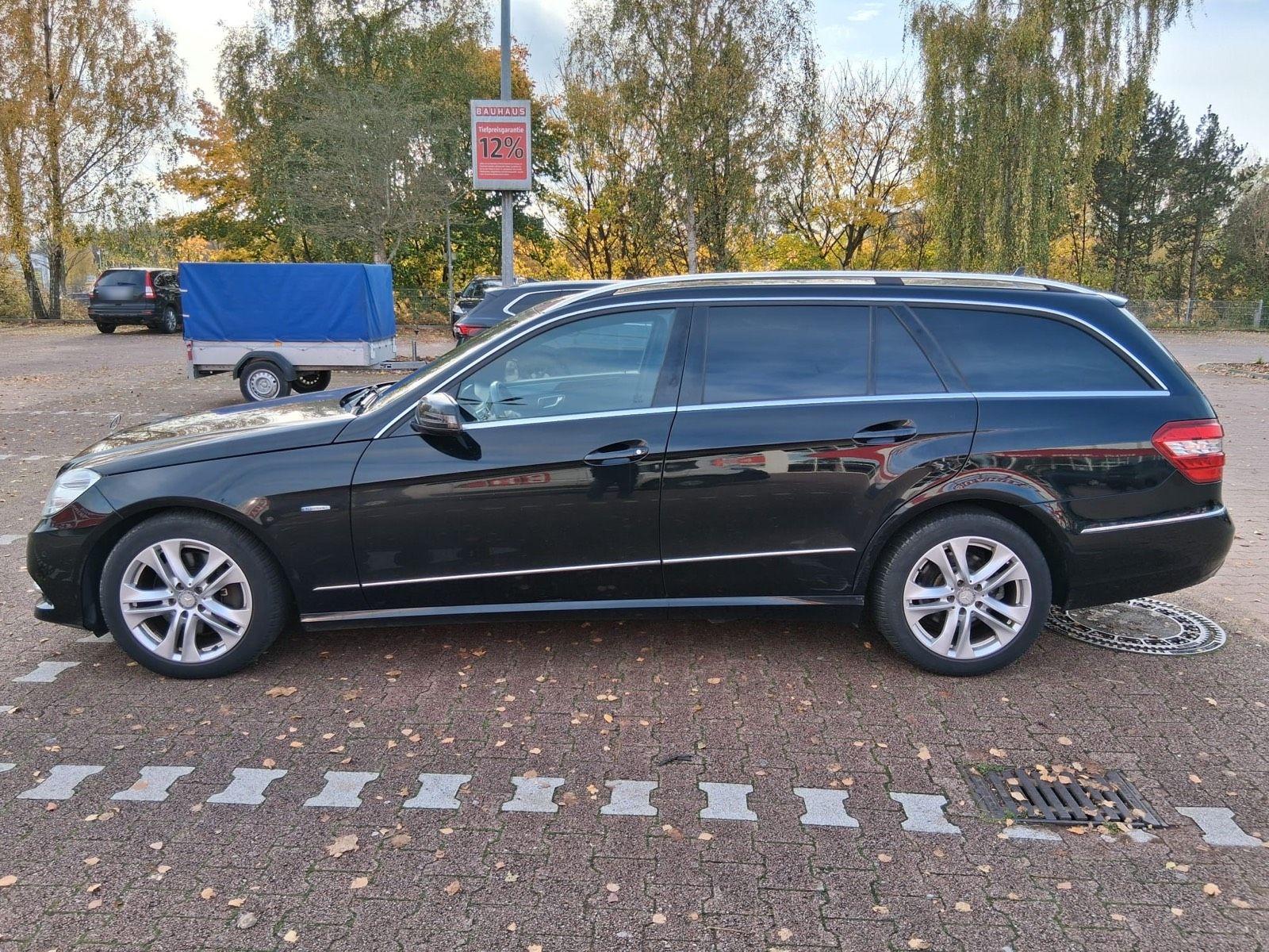 Mercedes-Benz E250 2012 — photo 14