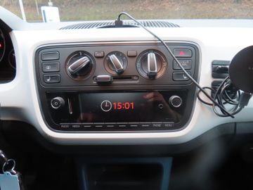 Fotografie 10 des Skoda Citigo Fun 1.0 44kw M+S ALU Sitzheizung