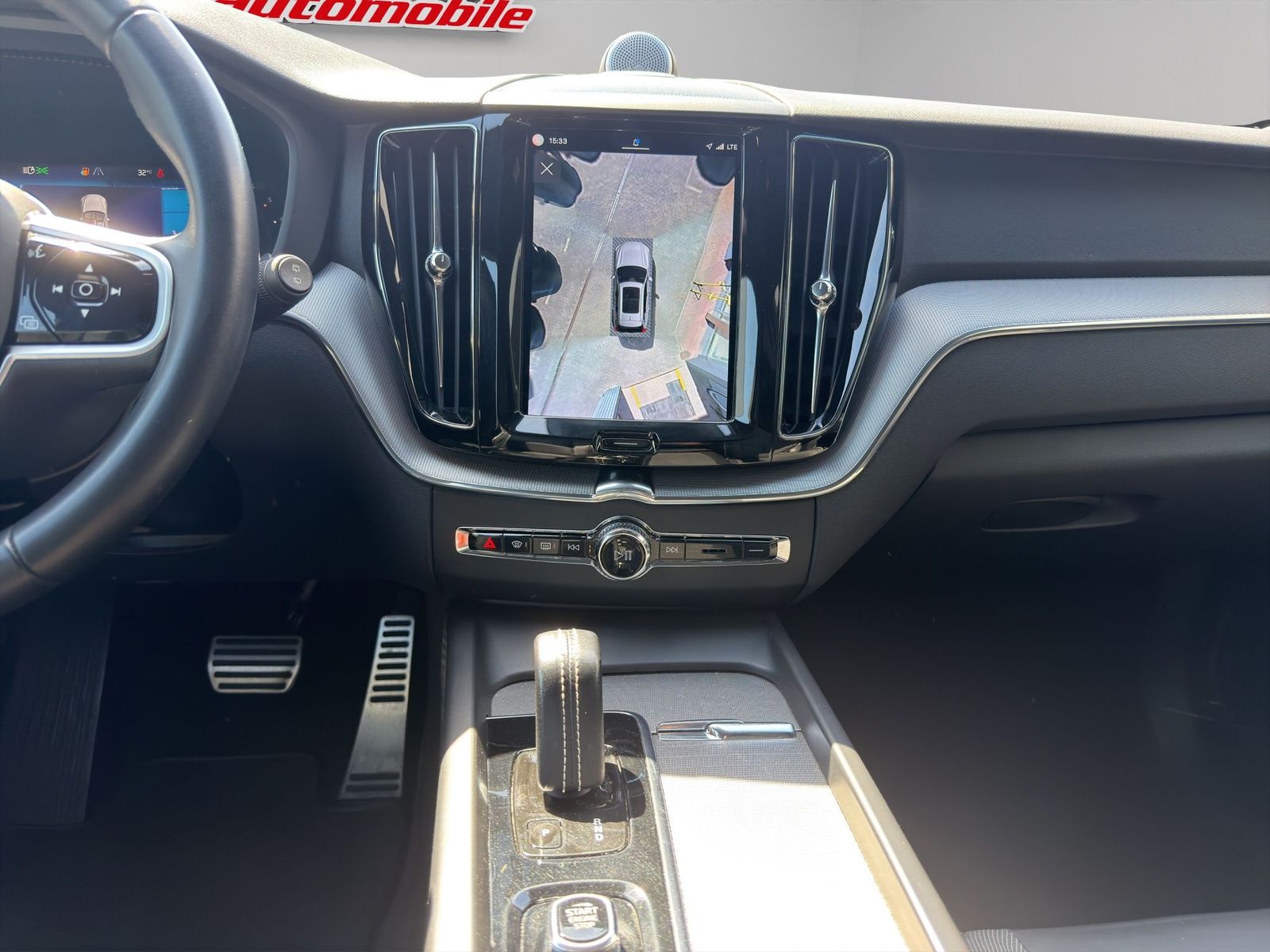 Volvo XC60 B5 AWD Diesel R-Design+Luft+BowersW+AHZV+ foto 11