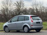 Ford Focus C-Max Focus C-Max 1.6 Ti-VCT Ghia Tüv Neu - Ford Focus aus 2005: Kombi