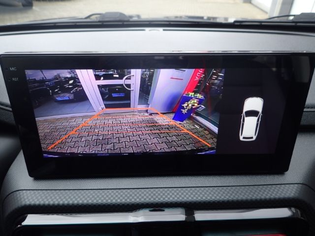 Fahrzeugabbildung SWM G03 7-Sitzer Pano/Schiebedach Kamera Lichtsensor
