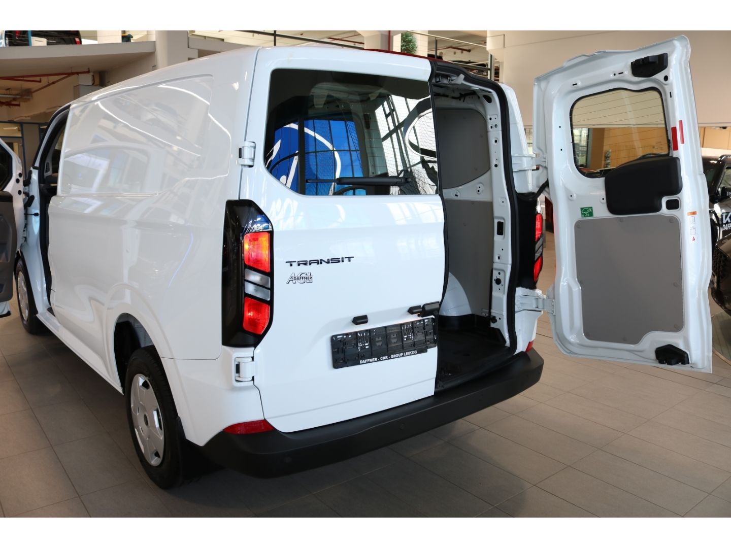 Fahrzeugabbildung Ford Transit Custom 300 L1 Trend 2,0 Ecoblue 136 PS N