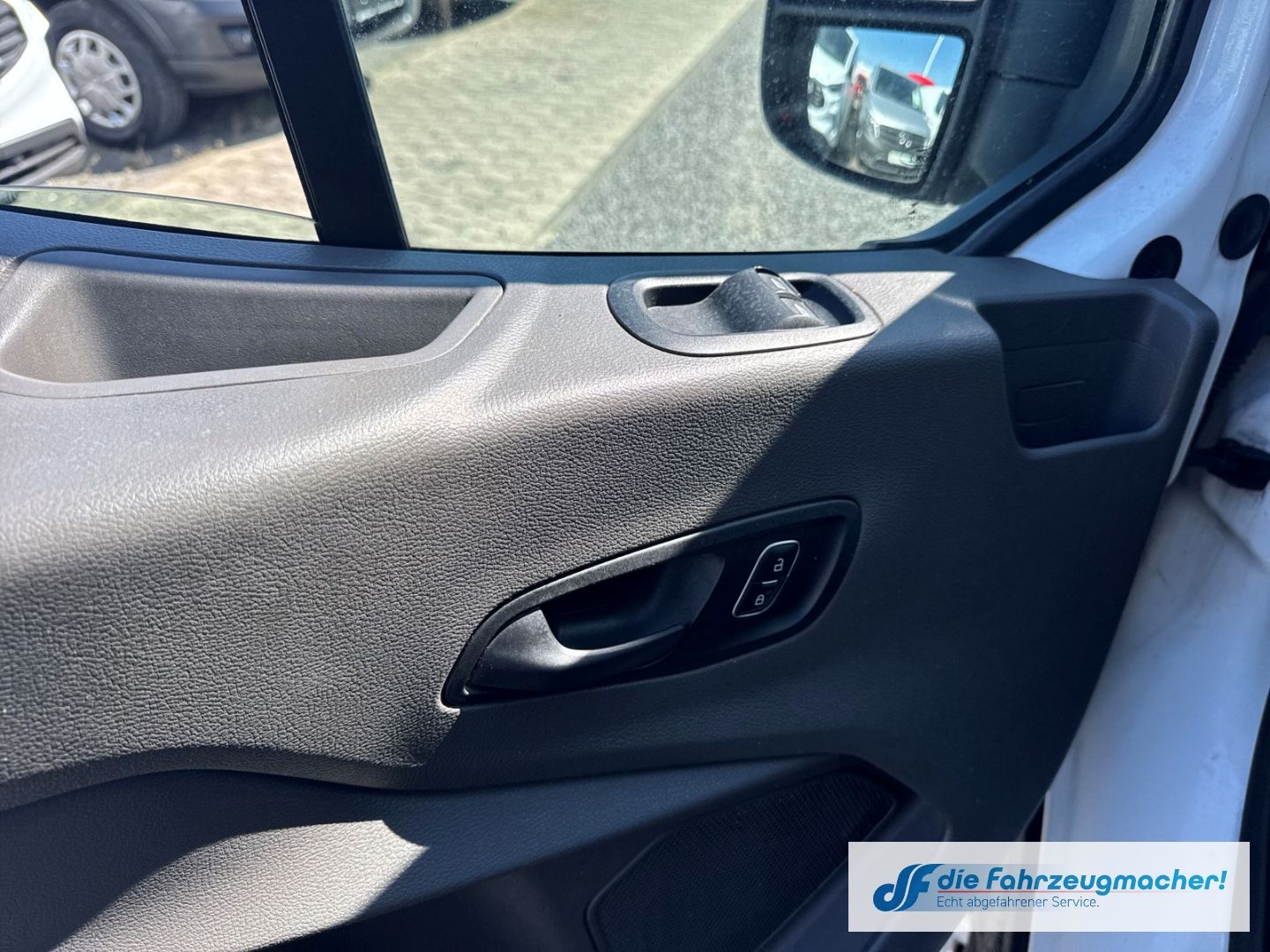 Fahrzeugabbildung Ford Transit Kasten 350 L2 Trend Notbremsass.* EXPORT