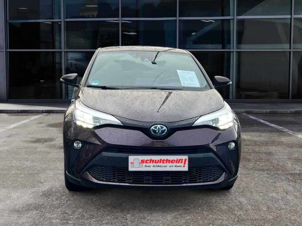 Fahrzeugabbildung Toyota C-HR Hybrid Team Deutschland