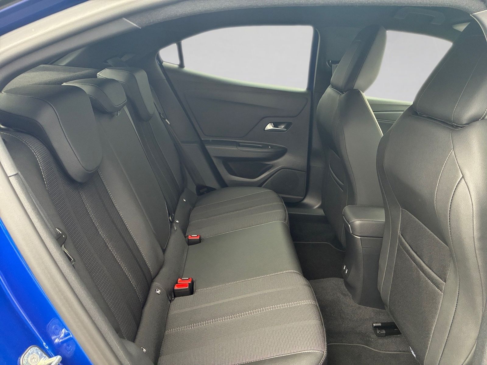 Fahrzeugabbildung Opel Mokka 1.2 GS Kamera,LED,Matrix,Navi,SHZ,Keyless