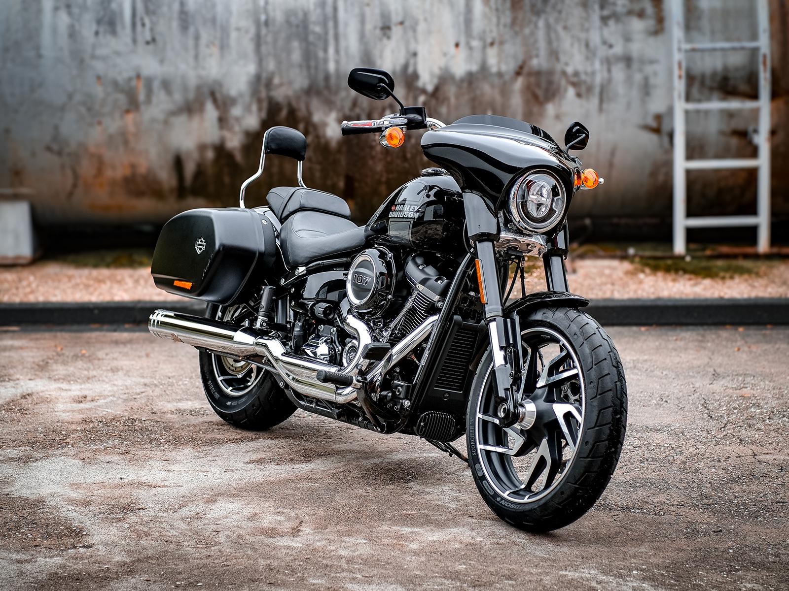 Harley-Davidson FLSB Sport Glide 107 -J&H- Sissybar-1.Hand-208km