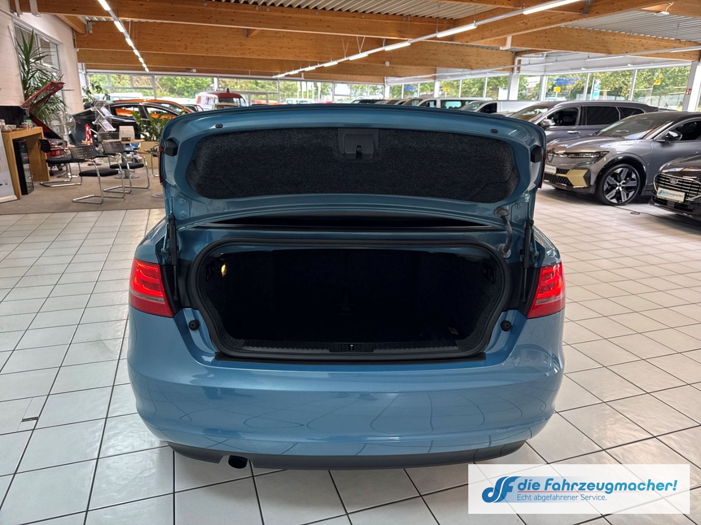 Fahrzeugabbildung Audi A3 Cabriolet Attraction 1.2 TFSI AD Alu el.SP Sp