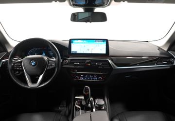 BMW 520 - 12