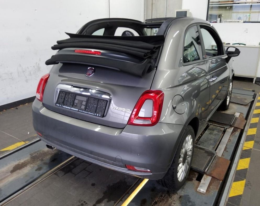 Fahrzeugabbildung Fiat 500 C 1.0 GSE N3 Hybrid Lounge CARPLAY E-VERDECK