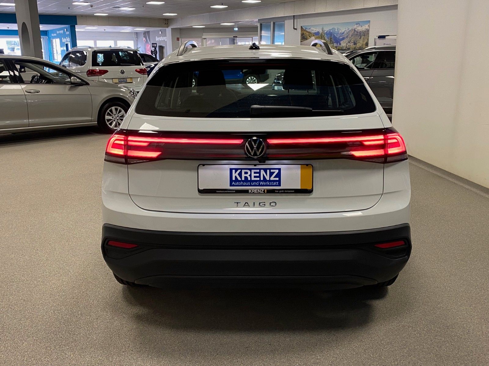 Fahrzeugabbildung Volkswagen Taigo 1.0 TSI LIFE+KAMERA+SITZHEIZUNG+ALU+APP+BC