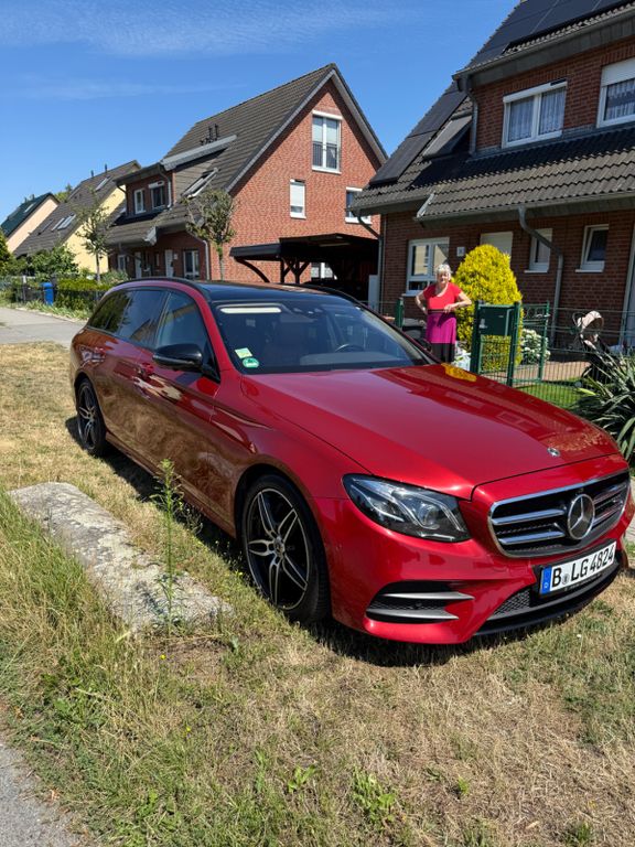 Image of Mercedes-Benz E 200