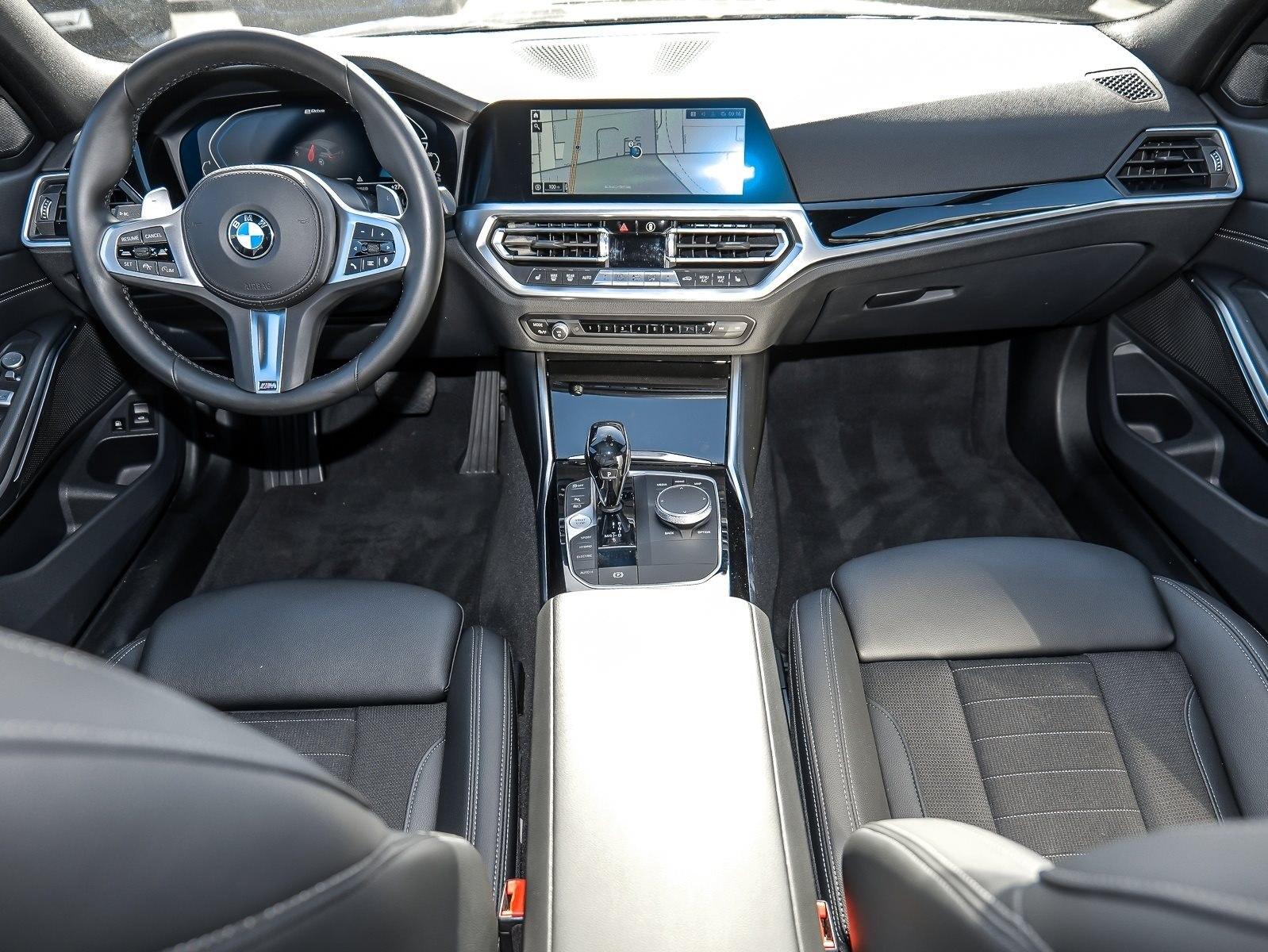 BMW 330e Touring Sport Line Navi+LED+ACC+AHK+Hifi+Sp