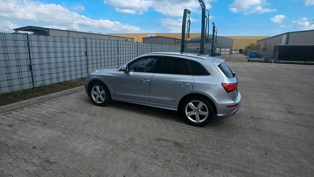 Image of Audi Q5