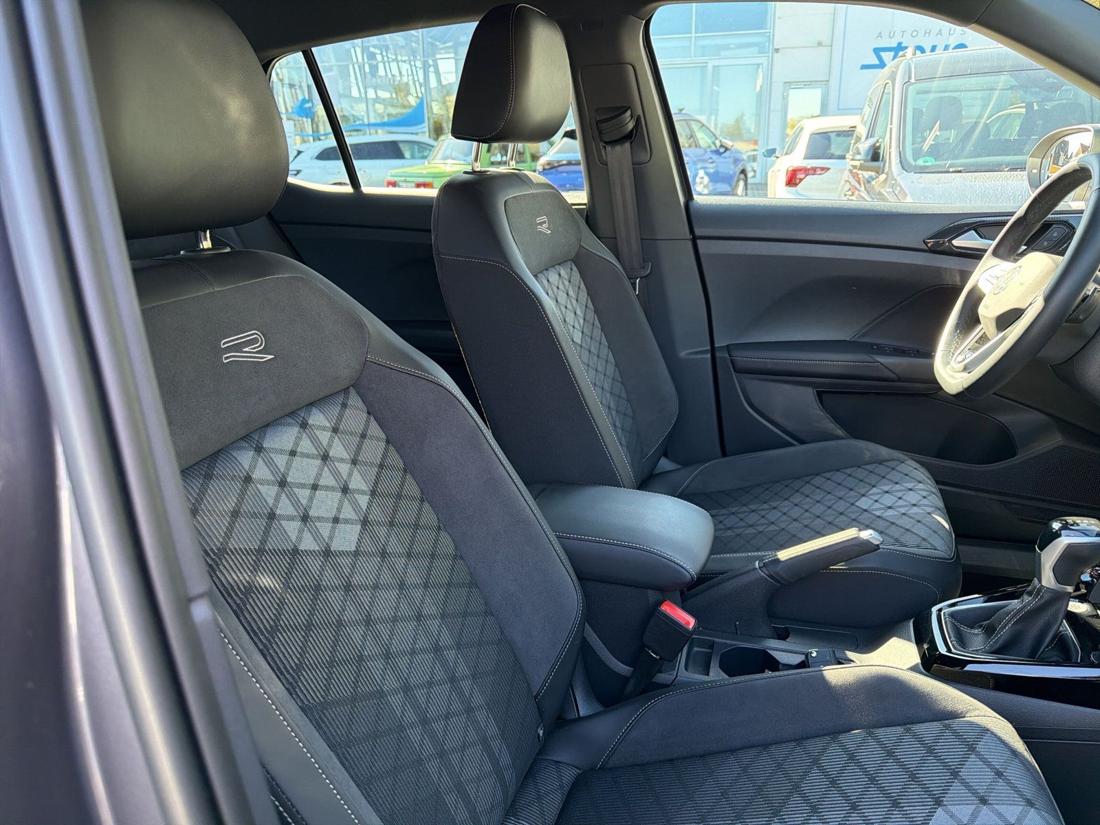 T-Cross R-Line TSi DSG Navi IQ-Drive Kamera R-Li