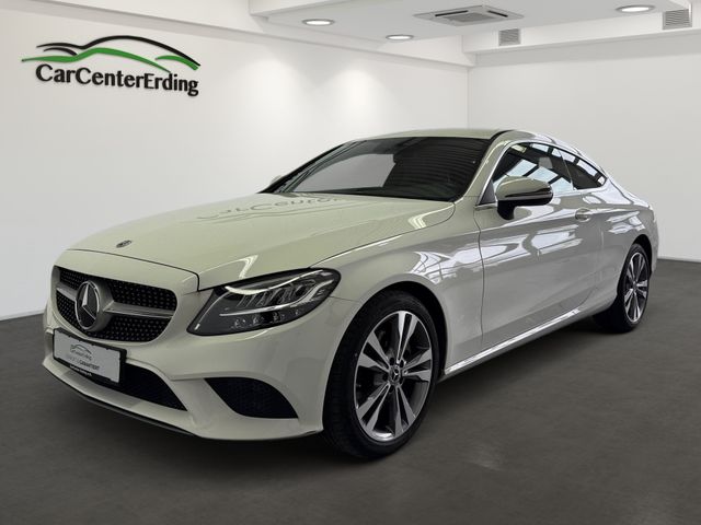 MERCEDES-BENZ C300d Coupe*AMG*LED high-performance*Navi*DriveA
