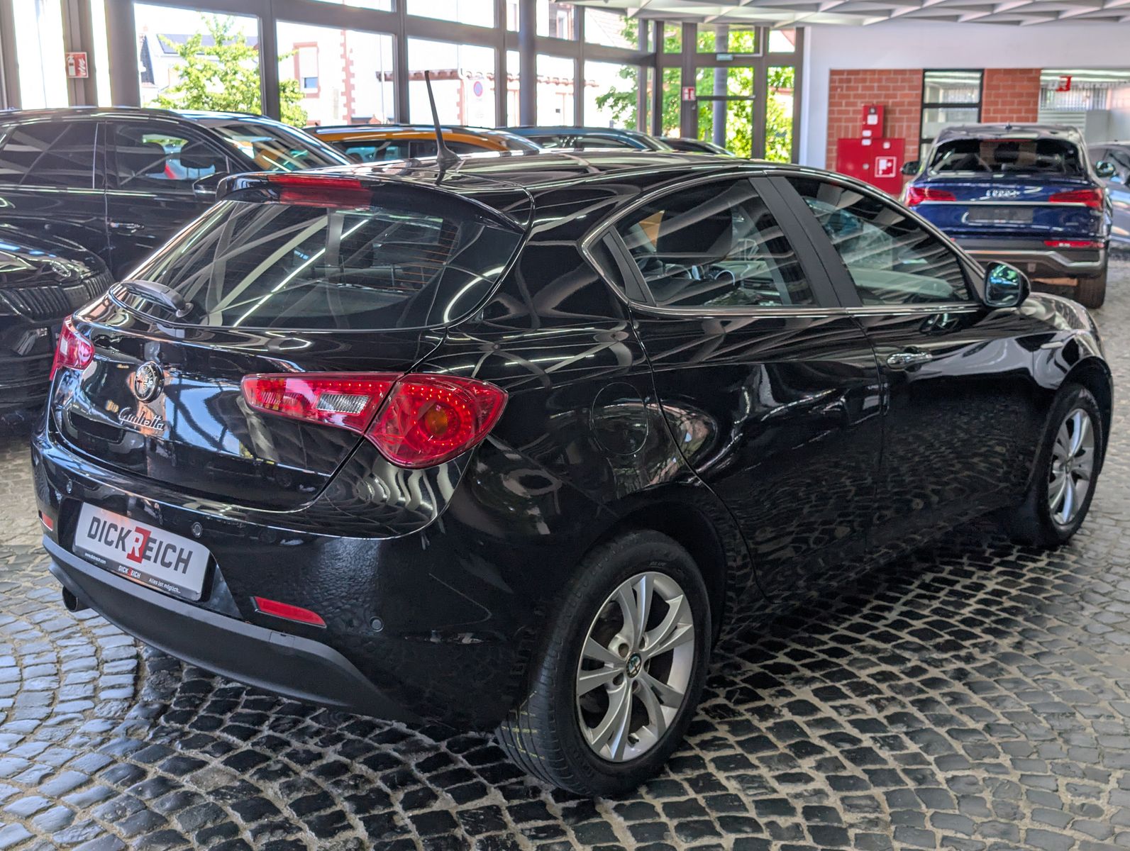 Fahrzeugabbildung Alfa Romeo Giulietta Turismo 1.4 Turbo XENON TEMP MFL ALU