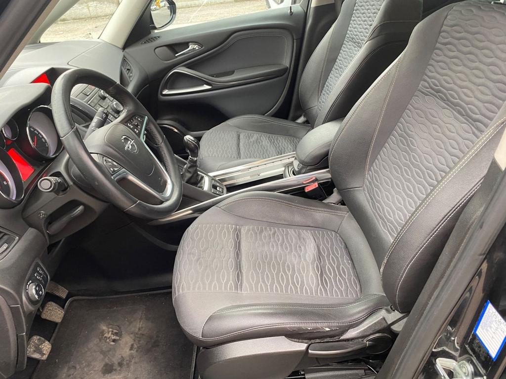 Opel Zafira Tourer