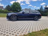 Mercedes-Benz C 400 4MATIC T Autom. - - Mercedes-Benz C 400 von privat